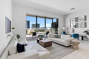 301 Quay Commons, Sarasota, FL 34236 - Photo 4