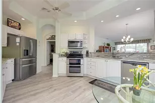 8639 54th Ave Cir E, Bradenton, FL 34211 - Photo 10