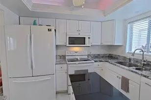 1845 Vera Pl, Sarasota, FL 34235 - Photo 16