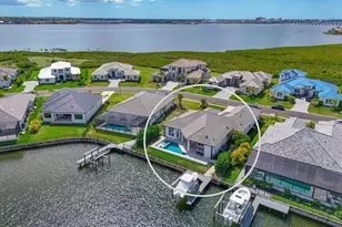 1802 4th St E, Palmetto, FL 34221 - Photo 2