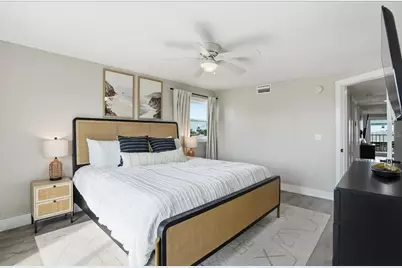 2518 Avenue B, Bradenton Beach, FL 34217 - Photo 60