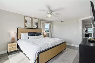 2518 Avenue B, Bradenton Beach, FL 34217 - Photo 60