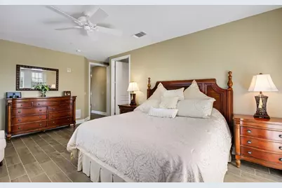 3450 77th Street W #201, Bradenton, FL 34209 - Photo 18