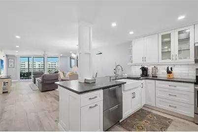 5880 Midnight Pass Road #704, Sarasota, FL 34242 - Photo 6