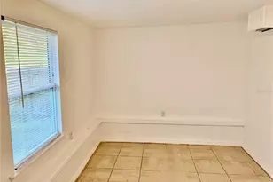 2038 19th Ave W, Bradenton, FL 34205 - Photo 8