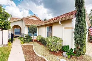 4907 Kilty Ct E, Bradenton, FL 34203 - Photo 2