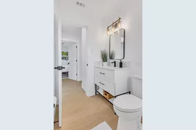 1921 Fern Avenue, Sarasota, FL 34235 - Photo 38