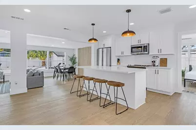 1921 Fern Avenue, Sarasota, FL 34235 - Photo 6