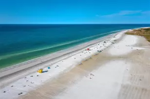 1267 Starboard Ln, Sarasota, FL 34242 - Photo 22