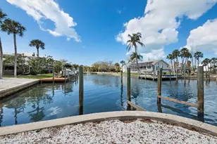 1267 Starboard Ln, Sarasota, FL 34242 - Photo 8