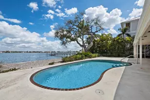 1267 Starboard Ln, Sarasota, FL 34242 - Photo 12