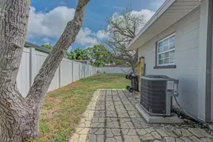 1202 26th Ave W, Palmetto, FL 34221 - Photo 40