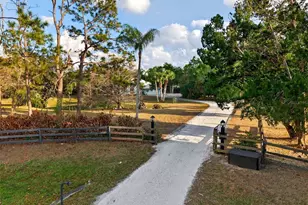 7088 Saddle Creek Ln, Sarasota, FL 34241 - Photo 2