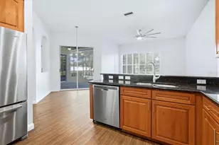 8876 Huntington Pointe Dr, Sarasota, FL 34238 - Photo 12