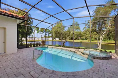 8876 Huntington Pointe Drive, Sarasota, FL 34238 - Photo 2