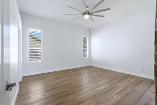 8876 Huntington Pointe Dr, Sarasota, FL 34238 - Photo 18