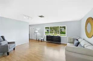 1908 49th St W, Bradenton, FL 34209 - Photo 10