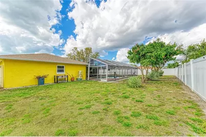 7309 Meadowbrook Drive, Sarasota, FL 34243 - Photo 38