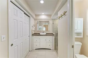 7309 Meadowbrook Dr, Sarasota, FL 34243 - Photo 28