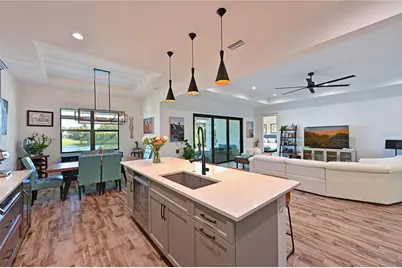 8013 Clearwater Court, Sarasota, FL 34241 - Photo 12