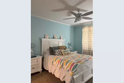 7753 Bergamo Avenue, Sarasota, FL 34238 - Photo 12