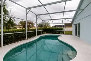 685 Eagle Pointe S, Kissimmee, FL 34746 - Photo 4