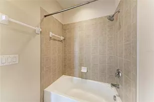 8160 Villa Grande Ct, Sarasota, FL 34243 - Photo 34