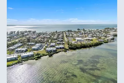 600 Manatee Avenue #145, Holmes Beach, FL 34217 - Photo 2