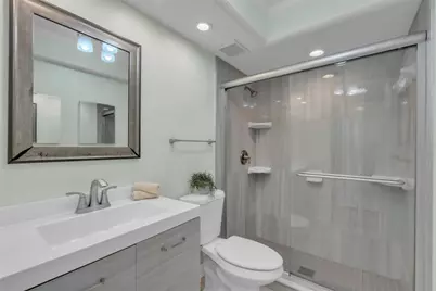 600 Manatee Avenue #145, Holmes Beach, FL 34217 - Photo 32