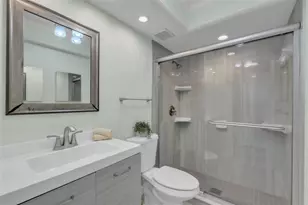 600 Manatee Ave, Holmes Beach, FL 34217 - Photo 32