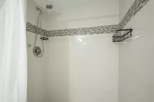 101 S Gulfstream Ave, Sarasota, FL 34236 - Photo 20