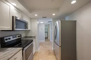 101 S Gulfstream Ave, Sarasota, FL 34236 - Photo 12