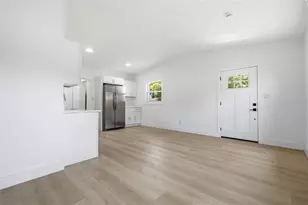 2547 14th Ave S, Saint Petersburg, FL 33712 - Photo 6