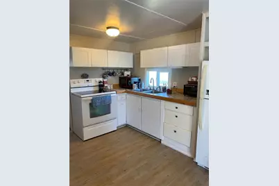 2207 69th Avenue W, Bradenton, FL 34207 - Photo 12