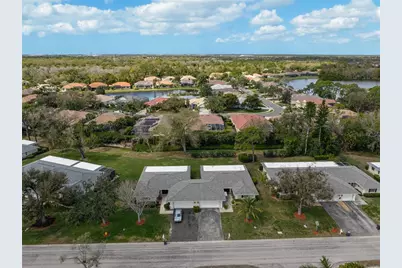 7128 W Country Club Drive N, Sarasota, FL 34243 - Photo 30