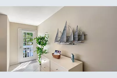 1200 Siesta Bayside Drive #1200G, Sarasota, FL 34242 - Photo 8