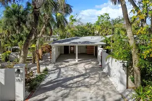 157 Garden Ln, Sarasota, FL 34242 - Photo 6