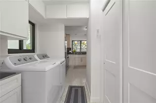 157 Garden Ln, Sarasota, FL 34242 - Photo 54