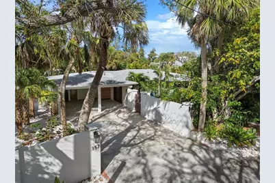 157 Garden Lane, Sarasota, FL 34242 - Photo 2