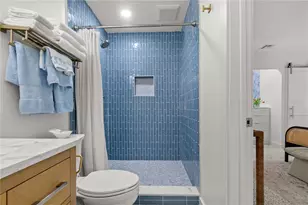 157 Garden Ln, Sarasota, FL 34242 - Photo 38