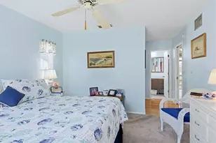 4140 Oakhurst Cir W, Sarasota, FL 34233 - Photo 20