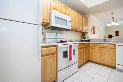 5711 Bentgrass Drive #19-202, Sarasota, FL 34235 - Photo 14