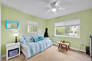 504 58th St, Holmes Beach, FL 34217 - Photo 28