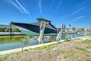 729 St Judes Dr S, Longboat Key, FL 34228 - Photo 14