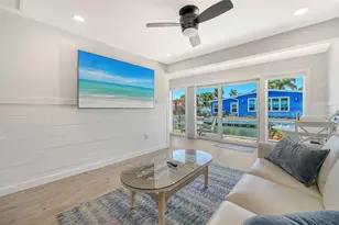 729 St Judes Dr S, Longboat Key, FL 34228 - Photo 10