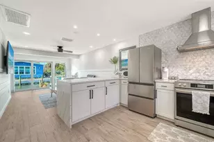 729 St Judes Dr S, Longboat Key, FL 34228 - Photo 8