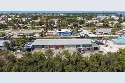 729 Saint Judes Drive S #3, Longboat Key, FL 34228 - Photo 4