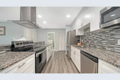 972 Leeward Road, Venice, FL 34293 - Photo 10