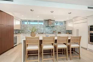 100 Sands Point Rd, Longboat Key, FL 34228 - Photo 8