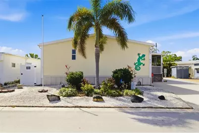 812 50th Avenue Terrace W, Bradenton, FL 34207 - Photo 2